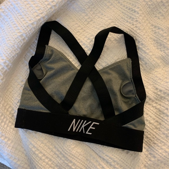 Nike Grey Sports Bra Small - Picture 2 of 3